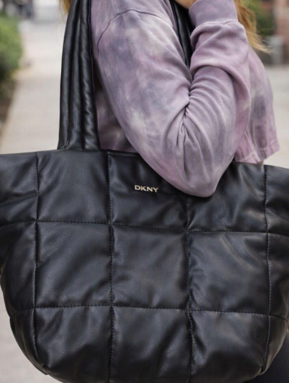 DKNY Black Quilted Puffer Tote Bag Padded Faux Leather Shoulder Bag Silver Logo